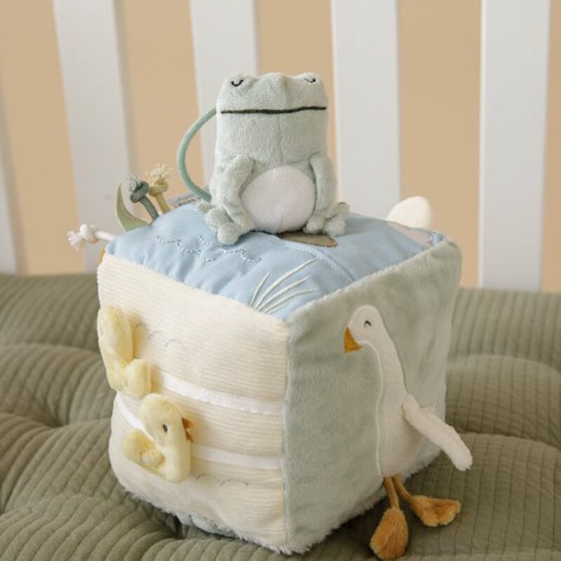 Baby cube d'éveil - Un mini cube pour de nombreuses découvertes